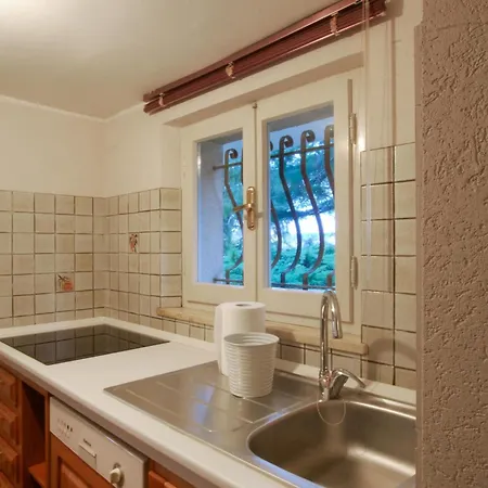 3 Bedroom Awesome In Cingoli